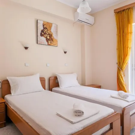 Christine Seaside In Chania Apartment